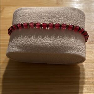 Pink Beaded Stretch Bracelet - Elegant Pink Crystal Accent